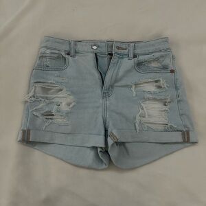 American Eagle light wash denim shorts